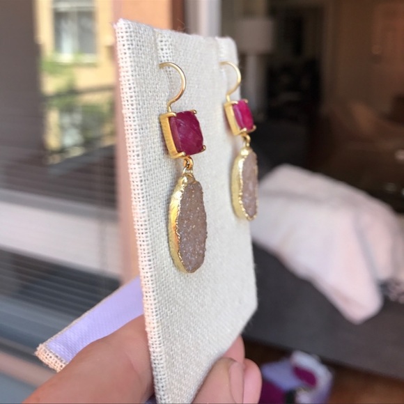 💕HP💕Ruby and Druzy gold plated wire back earrings - Picture 8 of 10